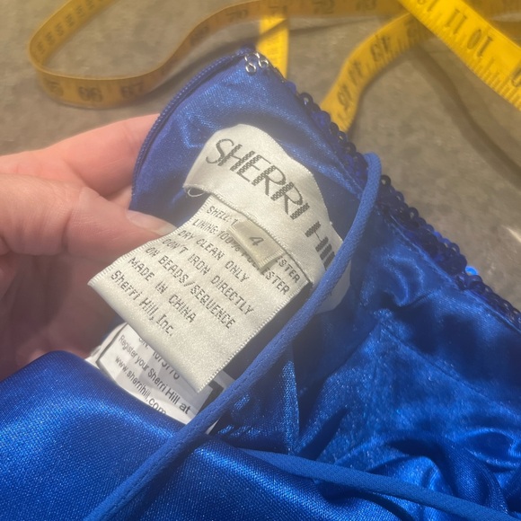 Sherri Hill Bright Blue Sequin Strappy Back Formal Dress Size 4 Prom Homecoming - Picture 15 of 15